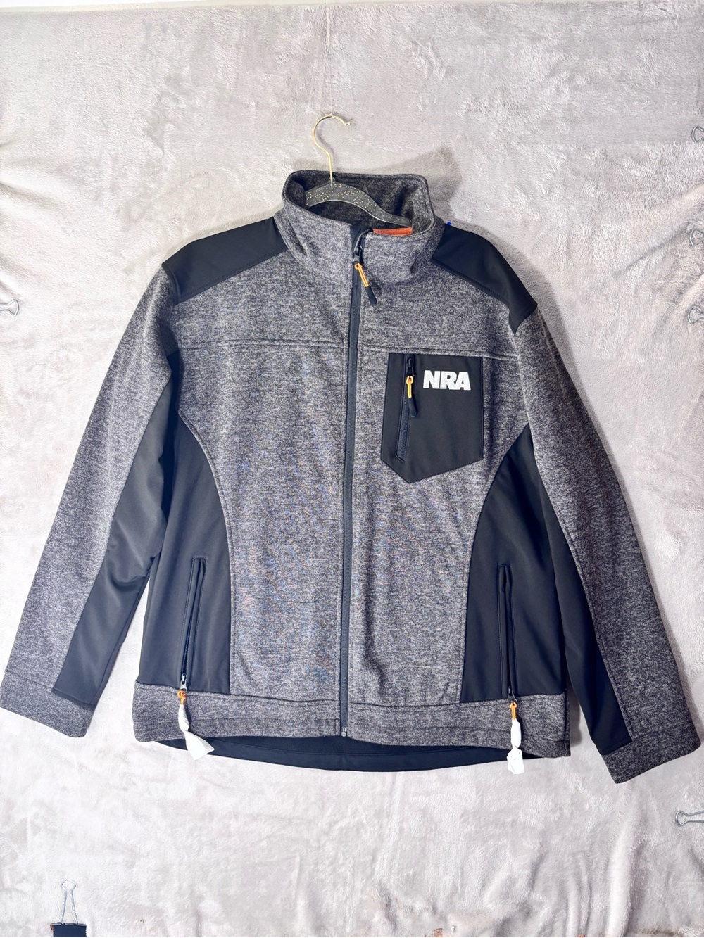 NRA Jacket Soft Shell Men’s Medium Gray Black Full Zip Fleece Lined Outdoor